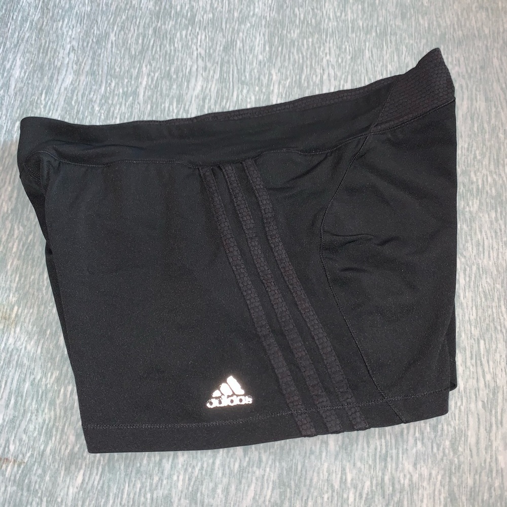 5/25$ Adidas Black Women's Running Shorts L
